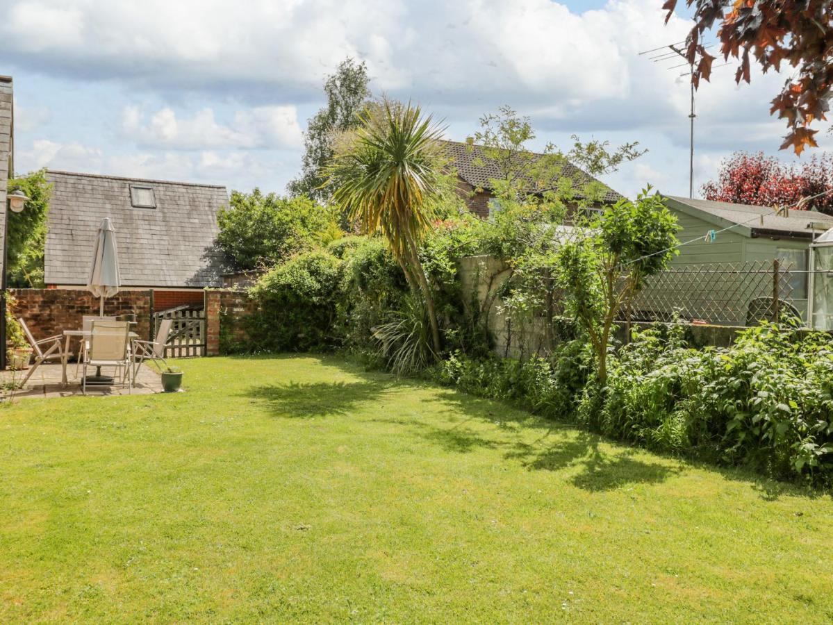 Parkfield Cottage Sturminster Marshall Eksteriør billede